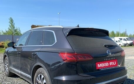 Volkswagen Touareg III, 2021 год, 6 745 000 рублей, 3 фотография