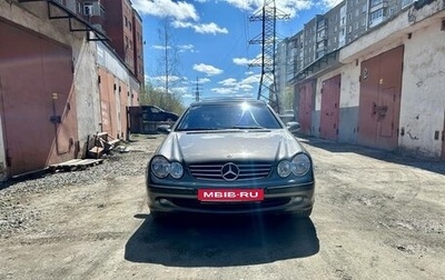 Mercedes-Benz CLK-Класс, 2003 год, 900 000 рублей, 1 фотография