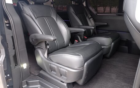 Hyundai Staria, 2021 год, 4 940 000 рублей, 13 фотография
