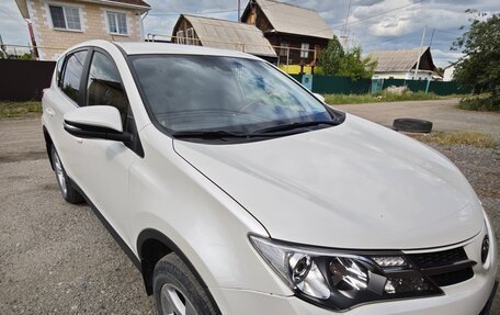 Toyota RAV4, 2013 год, 2 197 000 рублей, 2 фотография
