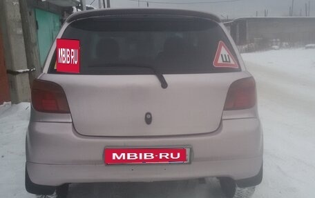 Toyota Vitz, 1999 год, 239 000 рублей, 3 фотография