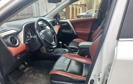 Toyota RAV4, 2013 год, 2 197 000 рублей, 11 фотография
