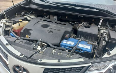 Toyota RAV4, 2013 год, 2 197 000 рублей, 14 фотография