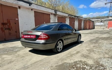 Mercedes-Benz CLK-Класс, 2003 год, 900 000 рублей, 14 фотография