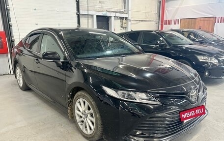 Toyota Camry, 2018 год, 2 500 000 рублей, 2 фотография