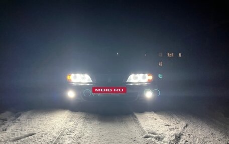 BMW 5 серия, 2002 год, 850 000 рублей, 15 фотография
