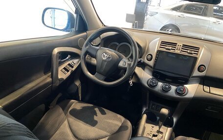 Toyota RAV4, 2011 год, 1 400 000 рублей, 23 фотография