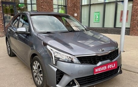 KIA Rio IV, 2020 год, 2 100 000 рублей, 1 фотография