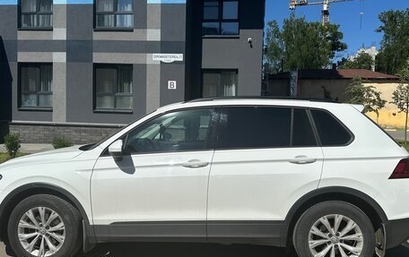 Volkswagen Tiguan II, 2020 год, 3 200 000 рублей, 3 фотография