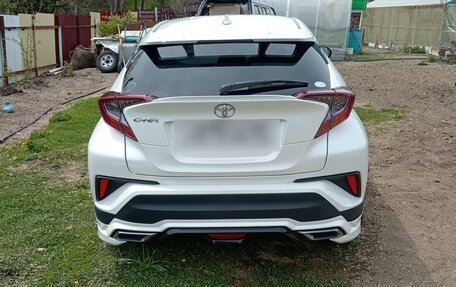 Toyota C-HR I рестайлинг, 2019 год, 2 200 000 рублей, 3 фотография