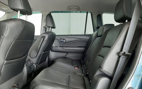 Honda Pilot III рестайлинг, 2016 год, 3 400 000 рублей, 11 фотография