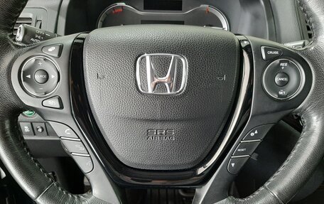 Honda Pilot III рестайлинг, 2016 год, 3 400 000 рублей, 14 фотография