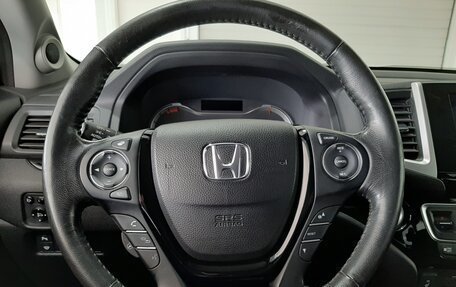 Honda Pilot III рестайлинг, 2016 год, 3 400 000 рублей, 13 фотография