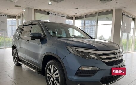Honda Pilot III рестайлинг, 2016 год, 3 400 000 рублей, 6 фотография