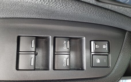Honda Pilot III рестайлинг, 2016 год, 3 400 000 рублей, 19 фотография