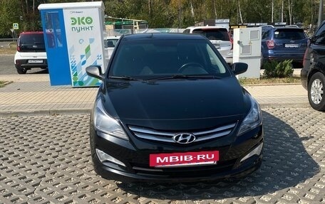 Hyundai Solaris II рестайлинг, 2015 год, 1 080 000 рублей, 3 фотография