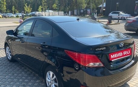 Hyundai Solaris II рестайлинг, 2015 год, 1 080 000 рублей, 4 фотография