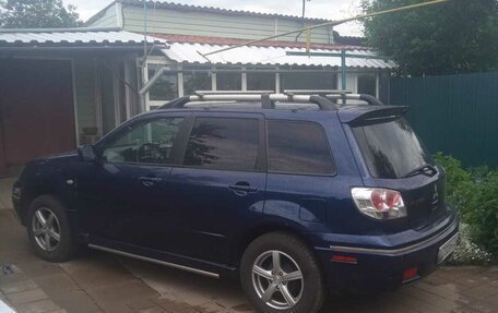 Mitsubishi Outlander III рестайлинг 3, 2003 год, 650 000 рублей, 3 фотография