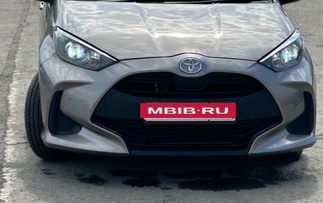 Toyota Yaris, 2020 год, 800 000 рублей, 4 фотография