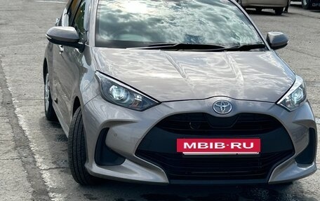 Toyota Yaris, 2020 год, 800 000 рублей, 3 фотография