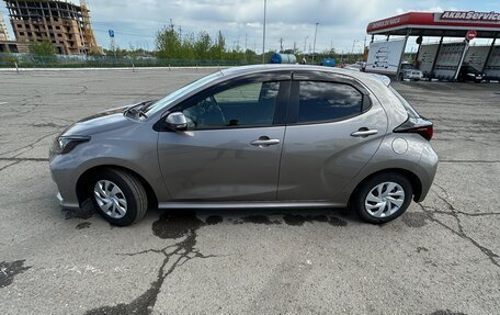 Toyota Yaris, 2020 год, 800 000 рублей, 15 фотография