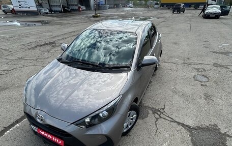 Toyota Yaris, 2020 год, 800 000 рублей, 17 фотография