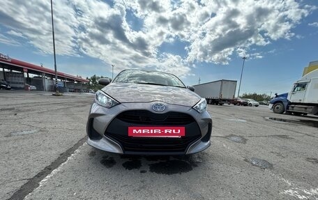 Toyota Yaris, 2020 год, 800 000 рублей, 22 фотография