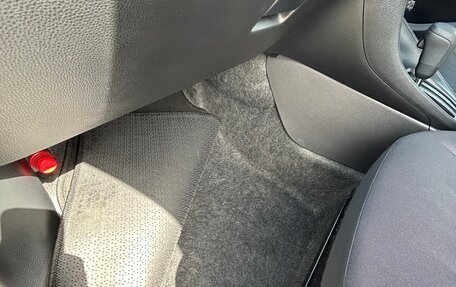 Toyota Yaris, 2020 год, 800 000 рублей, 30 фотография