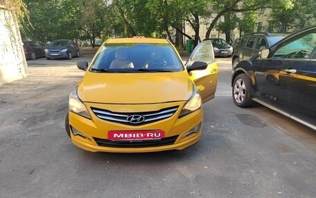Hyundai Solaris II рестайлинг, 2014 год, 475 000 рублей, 5 фотография