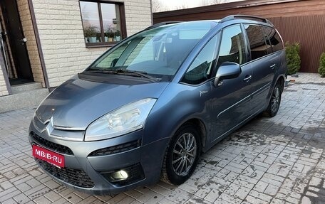 Citroen C4 Picasso II рестайлинг, 2011 год, 490 000 рублей, 1 фотография