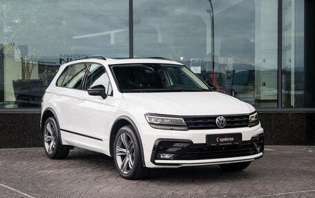Volkswagen Tiguan II, 2019 год, 3 049 000 рублей, 7 фотография