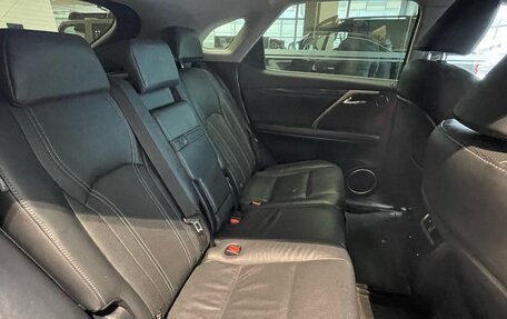 Lexus RX IV рестайлинг, 2019 год, 3 799 000 рублей, 8 фотография