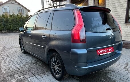 Citroen C4 Picasso II рестайлинг, 2011 год, 490 000 рублей, 3 фотография