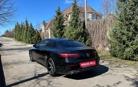 Mercedes-Benz E-Класс, 2017 год, 4 050 000 рублей, 4 фотография