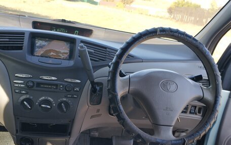 Toyota Prius IV XW50, 1998 год, 199 000 рублей, 5 фотография