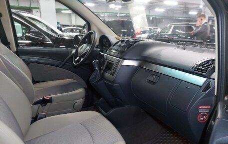 Mercedes-Benz Viano, 2013 год, 2 700 000 рублей, 15 фотография