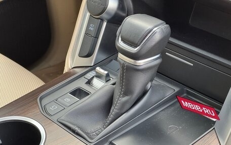 Toyota Land Cruiser, 2022 год, 10 000 000 рублей, 22 фотография