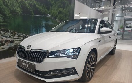 Skoda Superb III рестайлинг, 2025 год, 4 150 000 рублей, 4 фотография