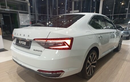 Skoda Superb III рестайлинг, 2025 год, 4 150 000 рублей, 8 фотография