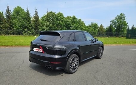 Porsche Cayenne III, 2019 год, 9 000 000 рублей, 2 фотография