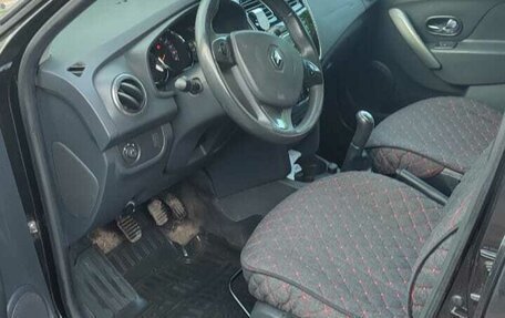 Renault Sandero II рестайлинг, 2015 год, 750 000 рублей, 10 фотография