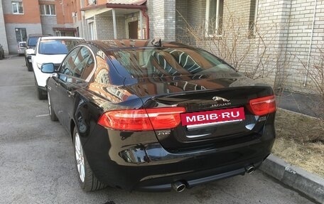 Jaguar XE I рестайлинг, 2017 год, 3 000 000 рублей, 3 фотография
