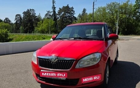 Skoda Fabia II, 2010 год, 370 000 рублей, 2 фотография