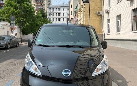 Nissan NV200, 2019 год, 3 500 000 рублей, 2 фотография