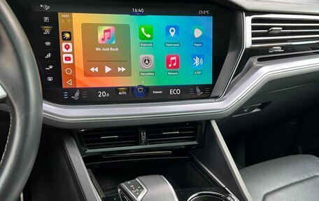 Volkswagen Touareg III, 2019 год, 6 000 000 рублей, 4 фотография