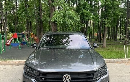 Volkswagen Touareg III, 2019 год, 6 000 000 рублей, 3 фотография