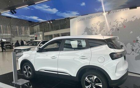 Chery Tiggo 4 I рестайлинг, 2025 год, 2 420 000 рублей, 6 фотография