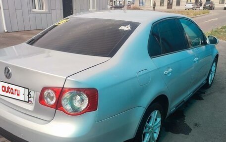 Volkswagen Jetta VI, 2009 год, 590 000 рублей, 3 фотография