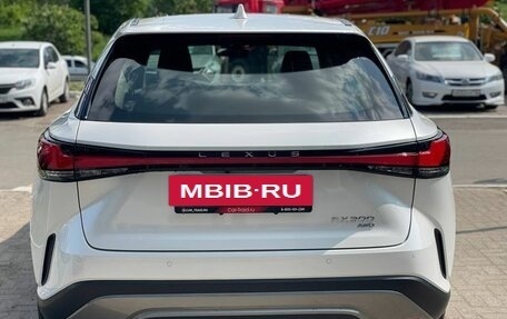 Lexus RX IV рестайлинг, 2025 год, 7 700 000 рублей, 6 фотография