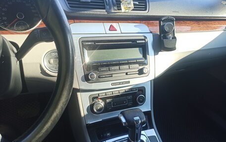 Volkswagen Passat B6, 2010 год, 820 000 рублей, 3 фотография